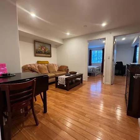San Francisco 2 Bedroom With Parking Near Bart